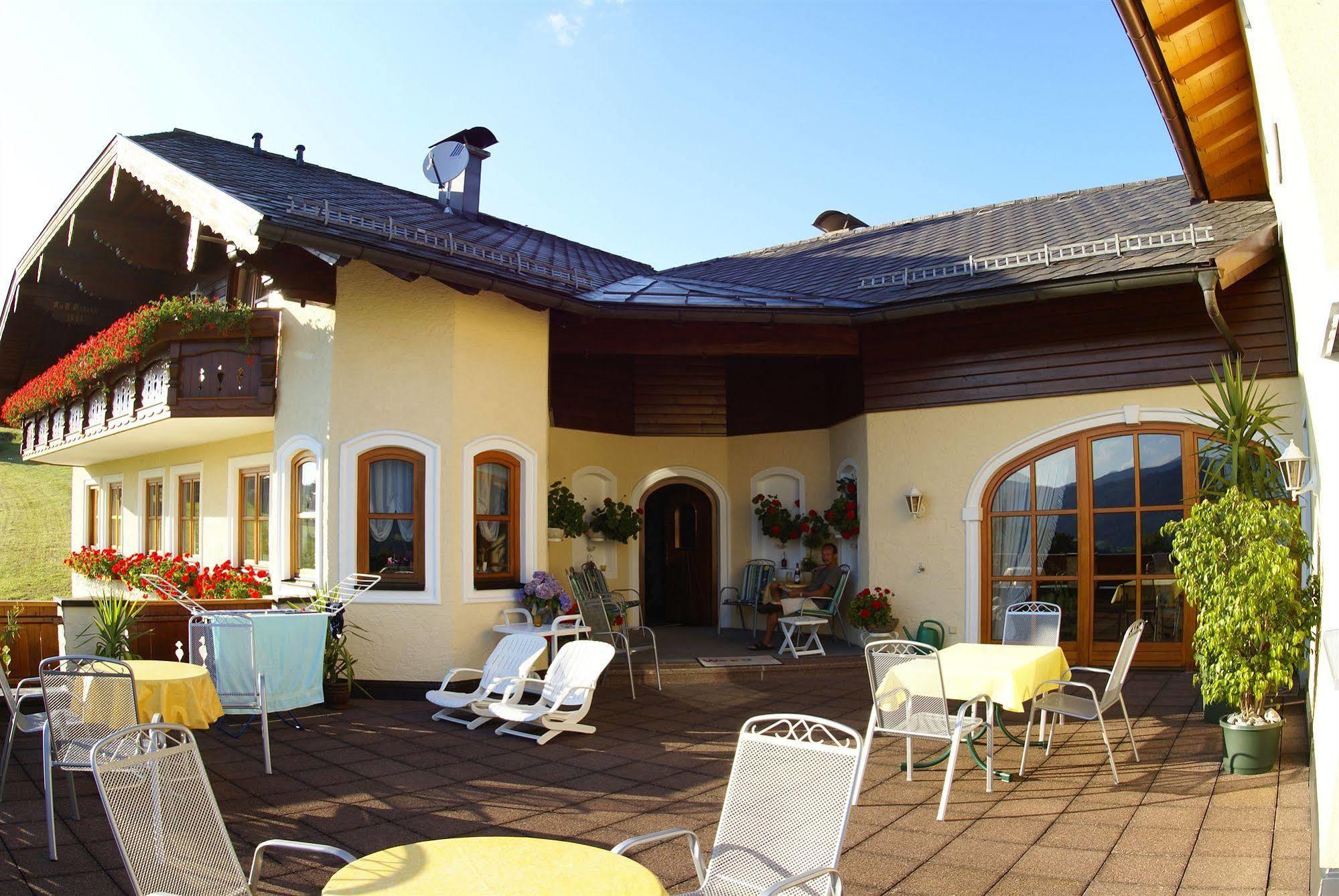Gaestehaus Stabauer Mondsee Bagian luar foto