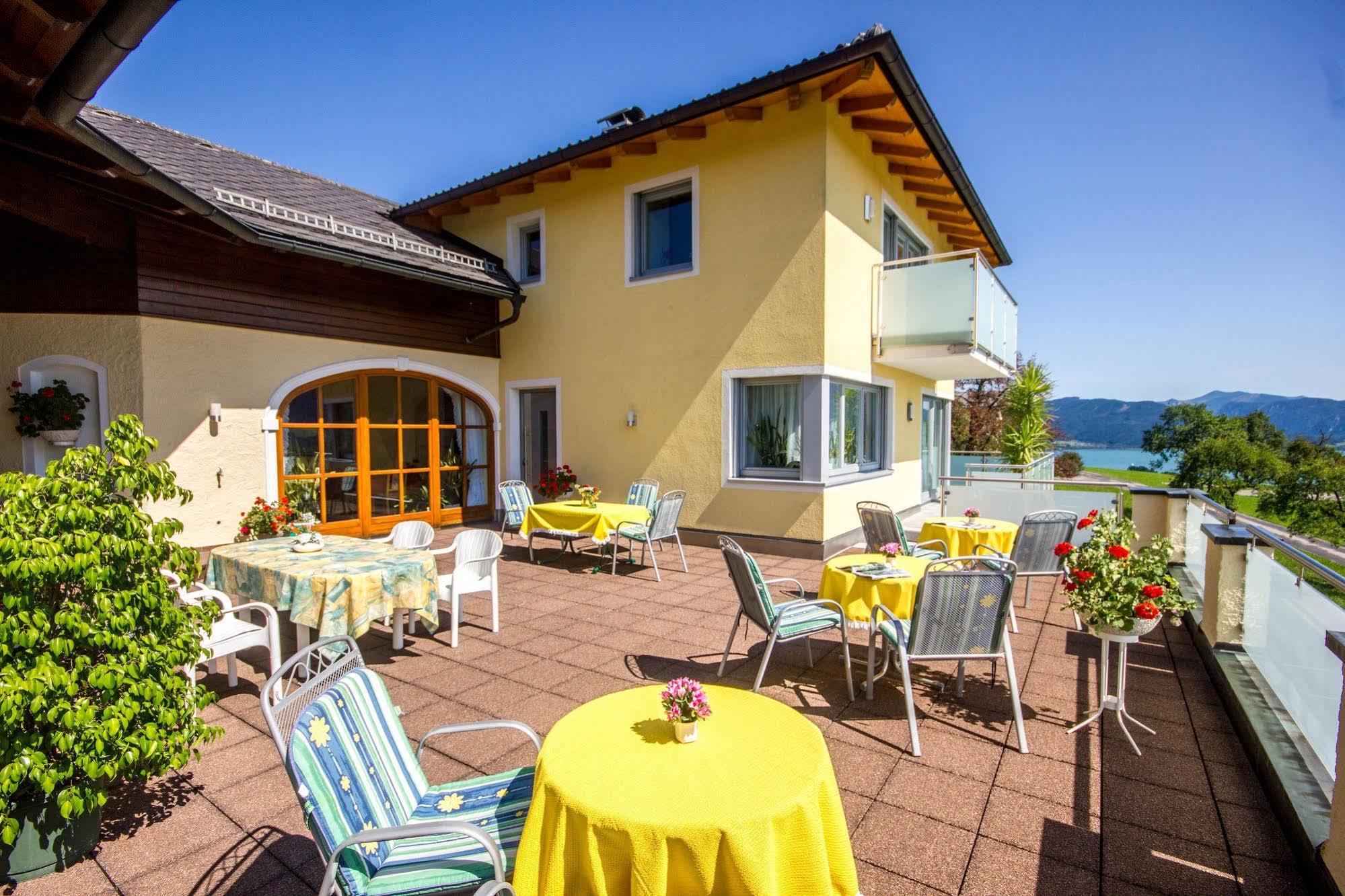 Gaestehaus Stabauer Mondsee Bagian luar foto