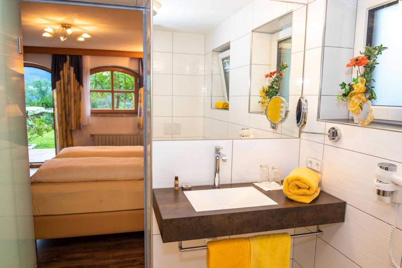 Gaestehaus Stabauer Mondsee Bagian luar foto